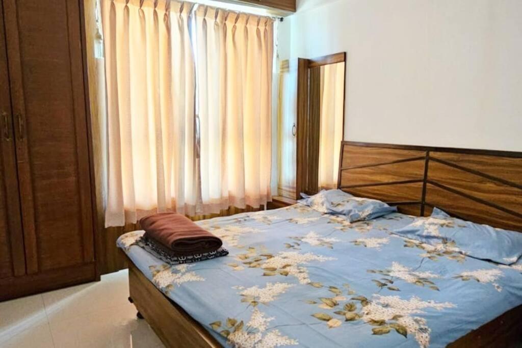 Opulent 2bhk With Ac *